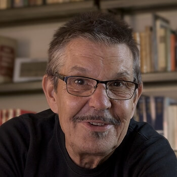 <strong>Erich Möchel</strong><br><b> heise.online</b><br>Ist ein langjähriger Netzpolitik-Journalist — zunächst bei Futurezone (ORF), dann bei FM4, aktuell bei heise online. Er ist bekannt für intensive Recherchen zu Datenschutz, Verschlüsselung und Überwachung und digitale Bürgerrechte.