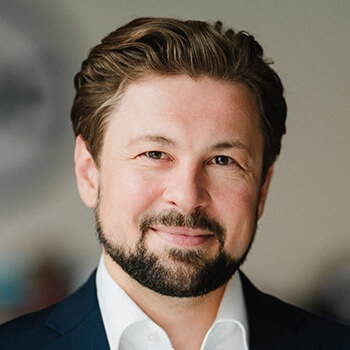 <strong>Georg Jo-Scheu</strong><br><b> YOC</b><br>Steht für verlässliches, kundenorientiertes und lösungsorientiertes Arbeiten auf höchstem Niveau.